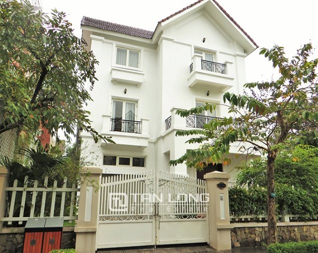 4 bedrooms Villa in Long Bien, Ha Noi, Vietnam No. 4932