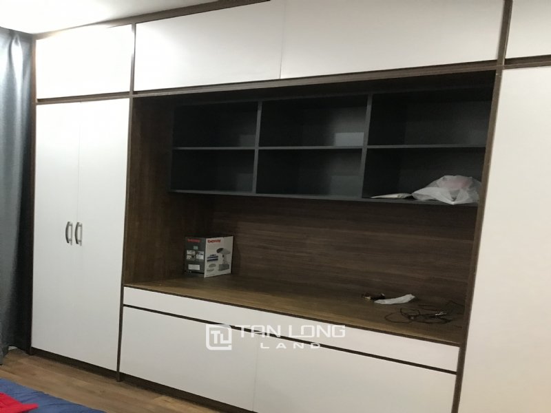 Квартира с 2 спальнями в Тэйхо, Ханой, Вьетнам № 2395