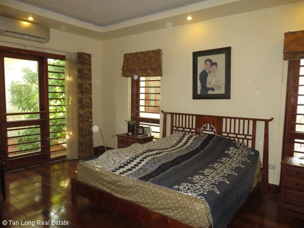 4 bedrooms Villa in Long Bien, Ha Noi, Vietnam No. 6347