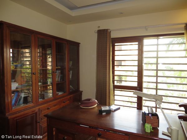 4 bedrooms Villa in Long Bien, Ha Noi, Vietnam No. 6347