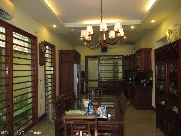 4 bedrooms Villa in Long Bien, Ha Noi, Vietnam No. 6347