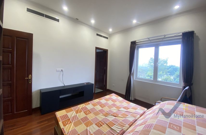 4 bedrooms Villa in Long Bien, Ha Noi, Vietnam No. 20348