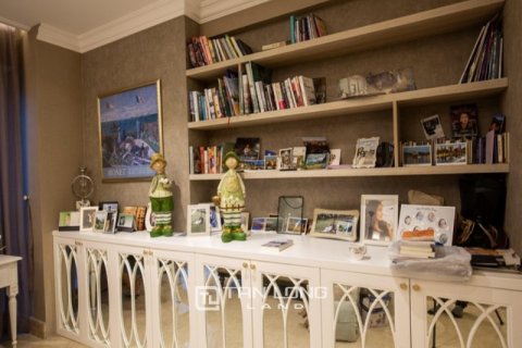 4 bedrooms Apartment in Tay Ho, Ha Noi, No. 2473 8