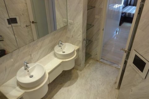 Квартира с 2 спальнями в Тэйхо, Ханой , № 9517 10