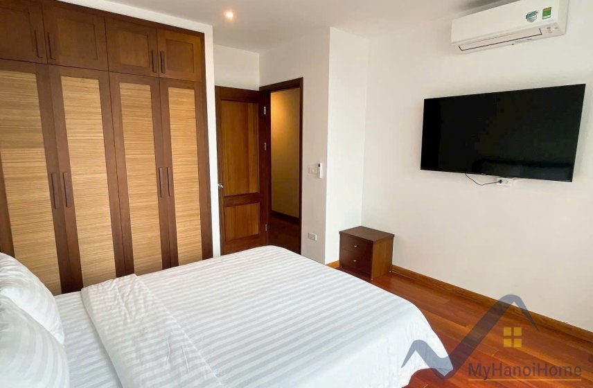 4 bedrooms Apartment in Tay Ho, Ha Noi, Vietnam No. 26462