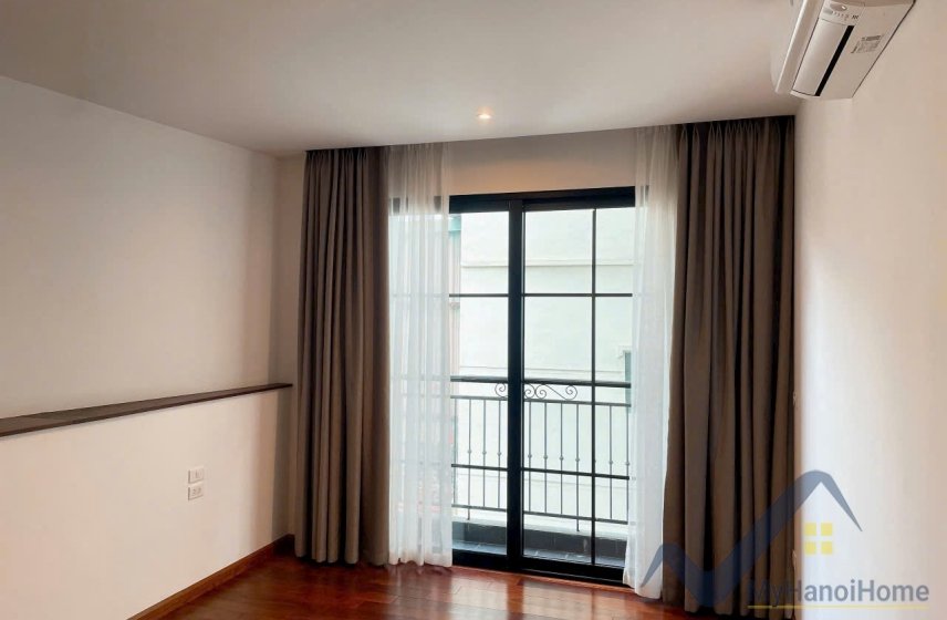 4 bedrooms Apartment in Tay Ho, Ha Noi, Vietnam No. 26462