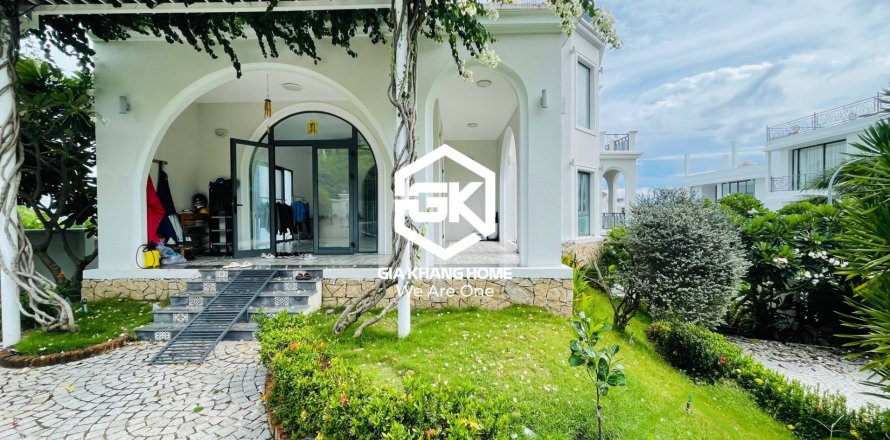 8 bedrooms Villa in Nha Trang,  No. 27779