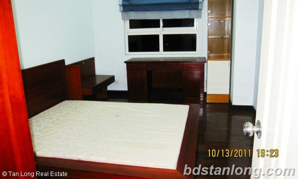 3 bedrooms Apartment in Dong Da, Ha Noi, Vietnam No. 8256