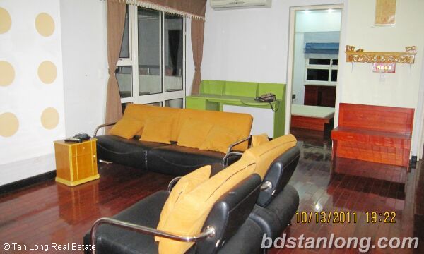 3 bedrooms Apartment in Dong Da, Ha Noi, Vietnam No. 8256