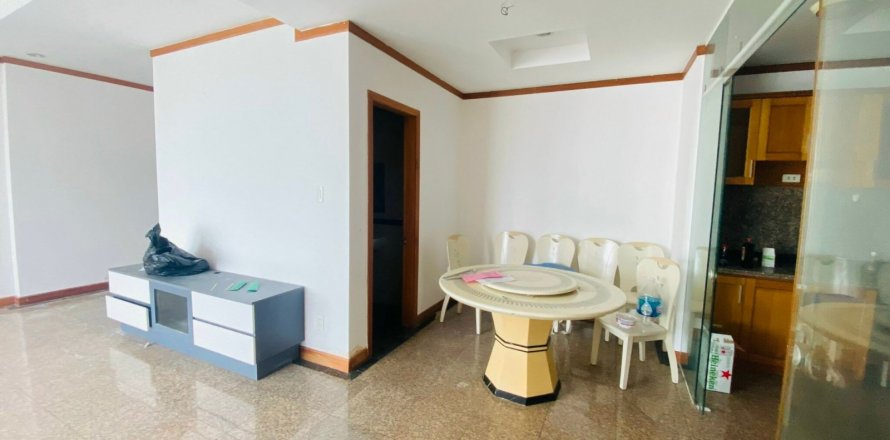 Studio Apartment in District 7, Ho Chi Minh, No. 11030