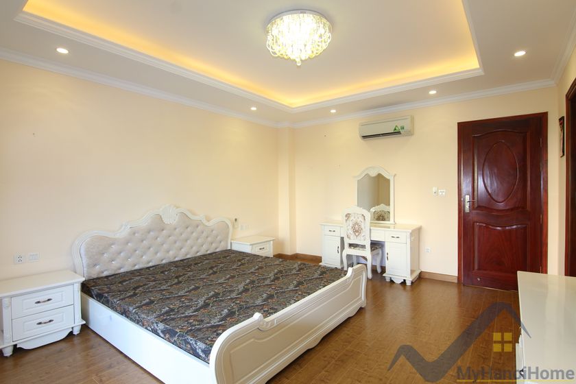4 bedrooms Villa in Long Bien, Ha Noi, Vietnam No. 20385