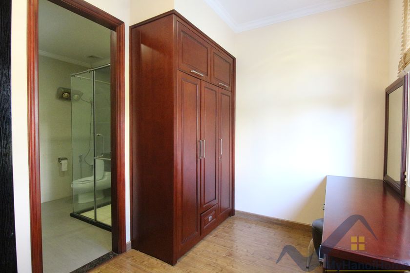 4 bedrooms Villa in Long Bien, Ha Noi, Vietnam No. 20385