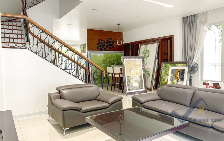 Вилла с 4 спальнями в Лонгбьен, Ханой, Вьетнам № 19643