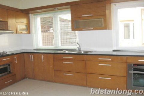 Дом с 4 спальнями в Бадинь, Ханой , № 8090 3