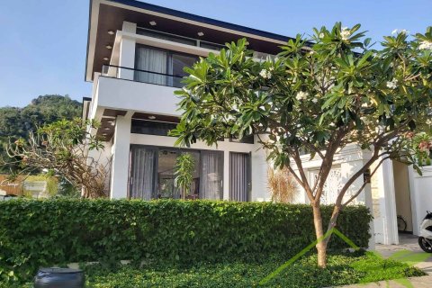3 bedrooms Villa in Nha Trang, No. 28487