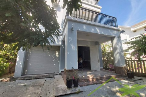 4 bedrooms Villa in Nha Trang,  No. 28484 2