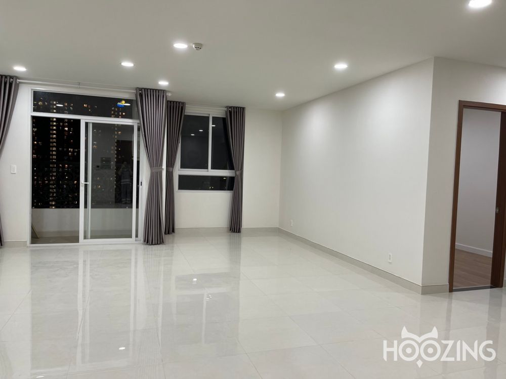 4 bedrooms Apartment in District 4, Ho Chi Minh, Vietnam No. 22480