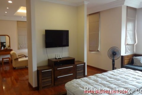 5 bedrooms Villa in Tay Ho, Ha Noi, No. 8766 9