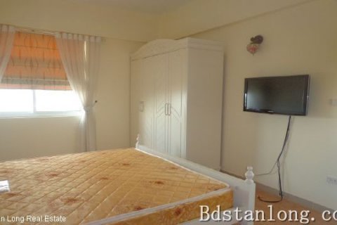 3 bedrooms Apartment in Tay Ho, Ha Noi,  No. 7172 8