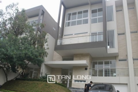 4 bedrooms Villa in Tay Ho, Ha Noi, No. 3301 2