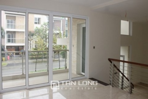 4 bedrooms Villa in Tay Ho, Ha Noi, No. 3301 9