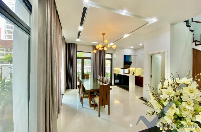 4 bedrooms Villa in Tay Ho, Ha Noi, Vietnam No. 26534