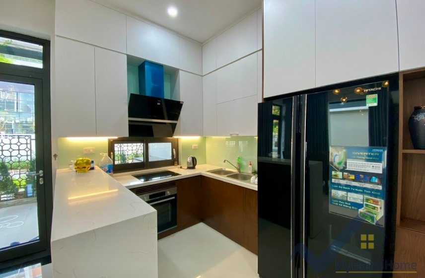4 bedrooms Villa in Tay Ho, Ha Noi, Vietnam No. 26534