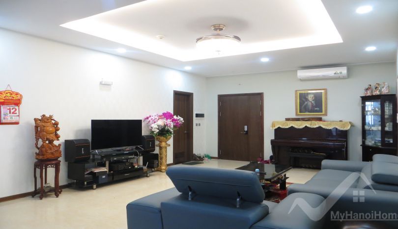 3 bedrooms Apartment in Cau Giay, Ha Noi, Vietnam No. 20004