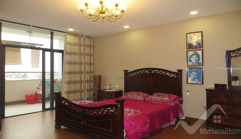 3 bedrooms Apartment in Cau Giay, Ha Noi, Vietnam No. 20004