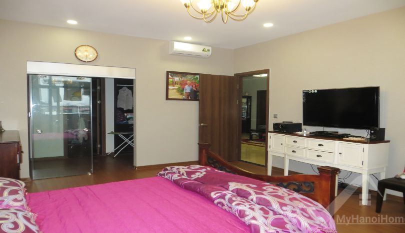 3 bedrooms Apartment in Cau Giay, Ha Noi, Vietnam No. 20004