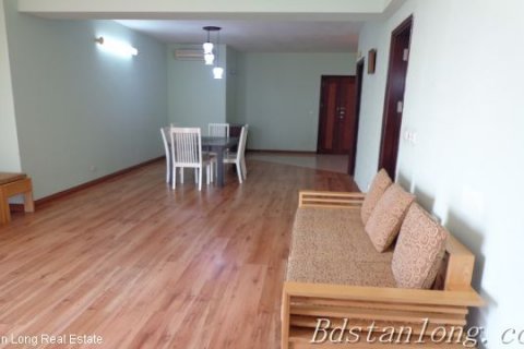 3 bedrooms Apartment in Tay Ho, Ha Noi, No. 7785 7