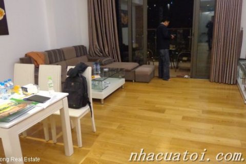 Квартира с 3 спальнями в Каузяй, Ханой , № 7137