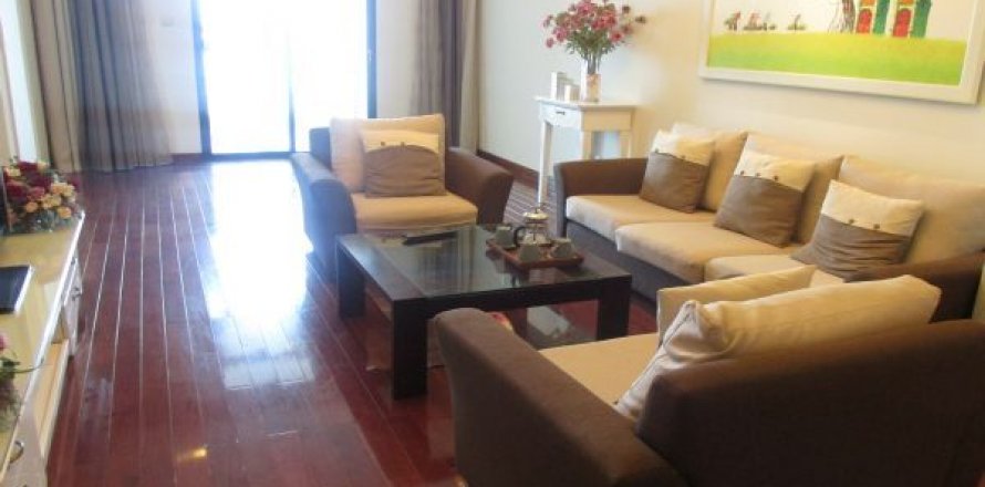 3 bedrooms Apartment in Hai Ba Trung, Ha Noi, No. 7136