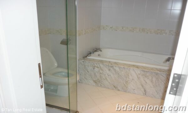 Квартира с 4 спальнями в Намтыльем, Ханой, Вьетнам № 8517