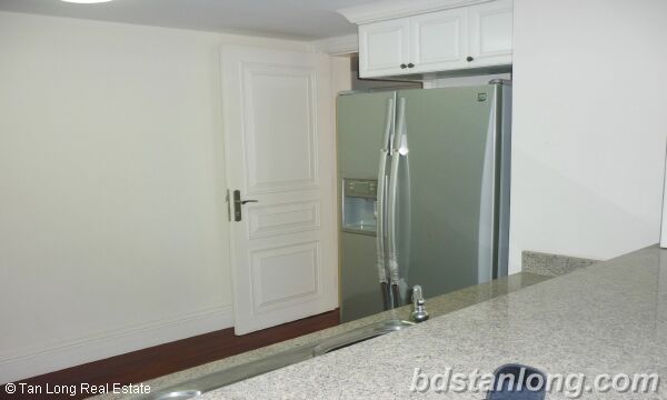 Квартира с 4 спальнями в Намтыльем, Ханой, Вьетнам № 8517