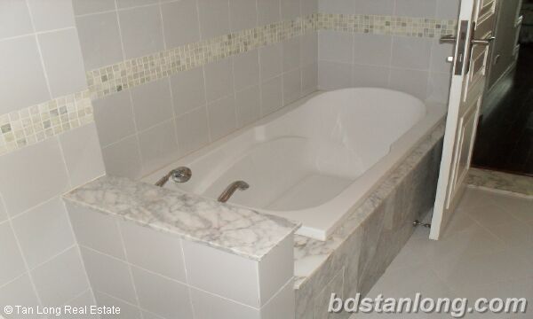 3 bedrooms Apartment in Nam Tu Liem, Ha Noi, Vietnam No. 8520