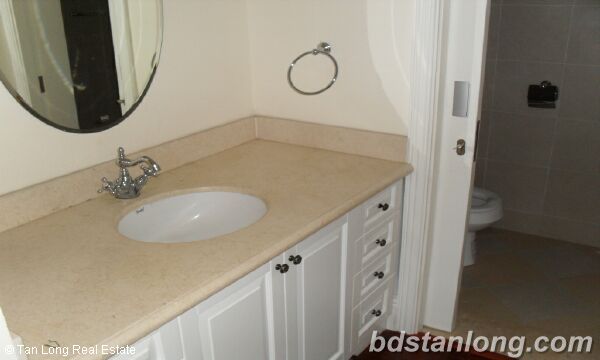 3 bedrooms Apartment in Nam Tu Liem, Ha Noi, Vietnam No. 8520