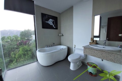 2 bedrooms Apartment in Nha Trang,  No. 28366 5