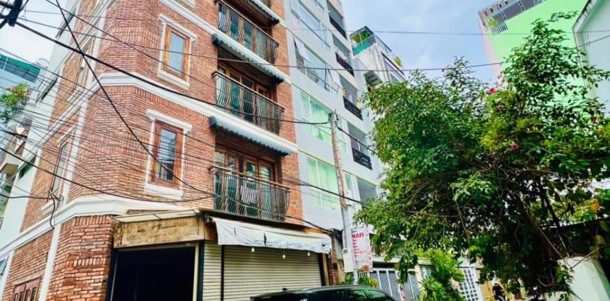 6 bedrooms House in Nha Trang,  No. 28370