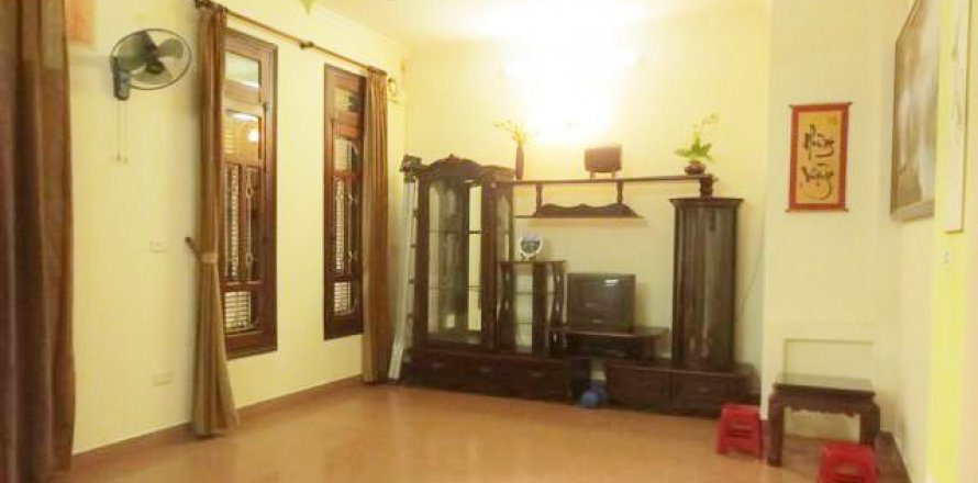 Дом с 5 спальнями в Бадинь, Ханой , № 6689