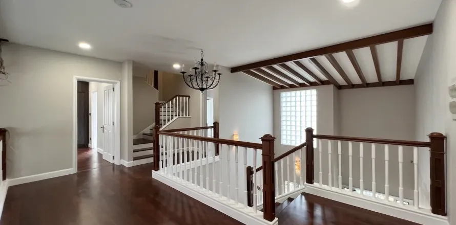 5 bedrooms House in Thu Duc, Ho Chi Minh,  No. 27105