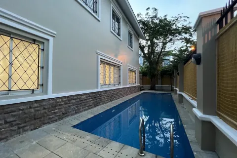 5 bedrooms House in Thu Duc, Ho Chi Minh,  No. 27105 9