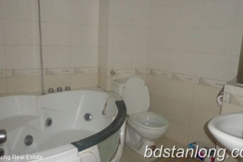 3 bedrooms House in Ba Dinh, Ha Noi, No. 7311 8
