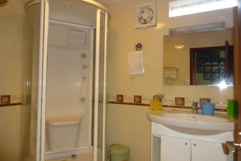 Дом с 4 спальнями в Тэйхо, Ханой ,  № 4815 11