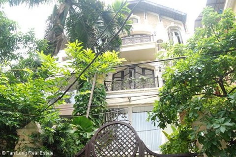 5 bedrooms House in Tay Ho, Ha Noi, No. 4817
