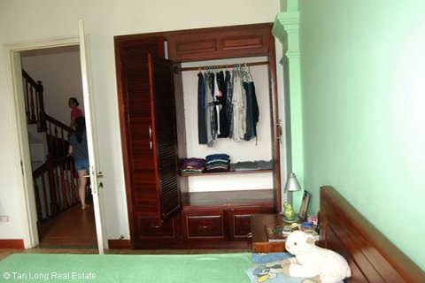 5 bedrooms House in Tay Ho, Ha Noi, No. 4817 18