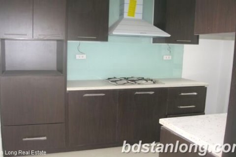 Квартира с 3 спальнями в Каузяй, Ханой , № 8577