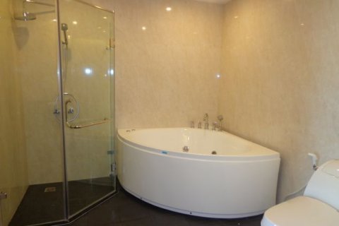 Квартира с 3 спальнями в Тэйхо, Ханой , № 7114 20