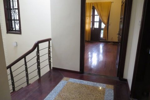 4 bedrooms Villa in Tay Ho, Ha Noi,  No. 9527 5