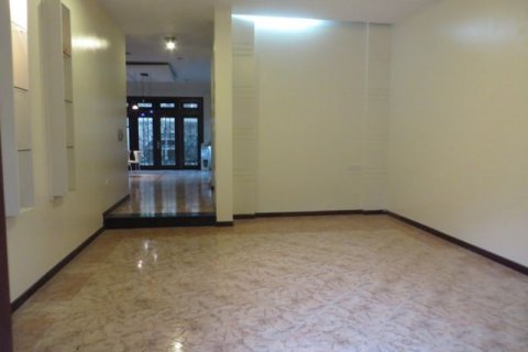 4 bedrooms Villa in Tay Ho, Ha Noi,  No. 9527 6